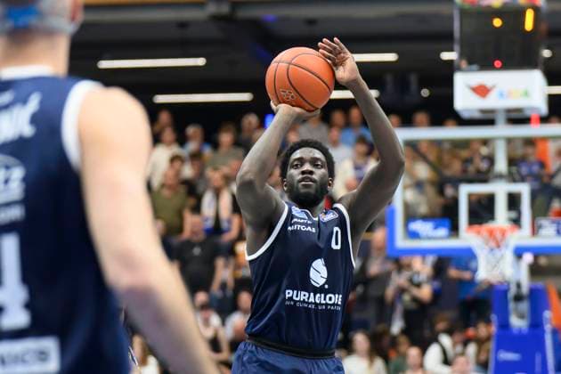 Khyri Thomas MBC, 0 , Syntainics MBC vs MHP Riesen Ludwigsburg, Basketball, Bundesliga, Men, Season 2025 26, 6 Matchday, 02 11 2025 Weissenfels Stadthalle Sachsen Anhalt Germany