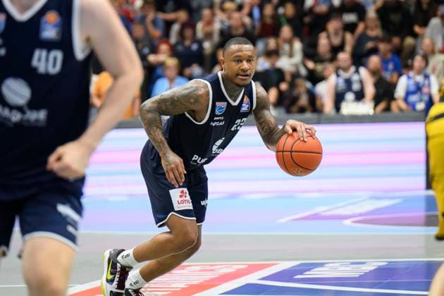 Charles Callison MBC, 23 , Syntainics MBC vs MHP Riesen Ludwigsburg, Basketball, Bundesliga, Men, Season 2025 26, 6 Matchday, 02 11 2025 Weissenfels Stadthalle Sachsen Anhalt Germany