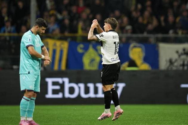 Parma™s Adrian Bernabe celebrates after scoring the 1-0 goal for his team during the Serie A soccer match between Parma and Bologna at Ennio Tardini Stadium in Parma, North Italy, Sunday, November 2, 2025. Soccer  Copyright: xMassimoxPaolone LaPressex