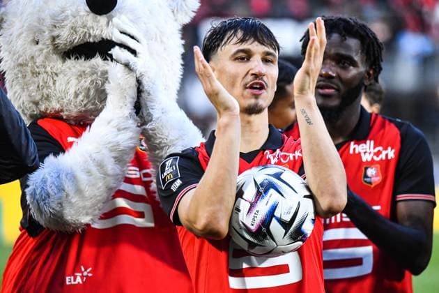 FOOTBALL : Stade Rennais vs RC Strasbourg - Ligue 1 - JournÃ e 11 - 02 11 2025 Esteban Lepaul (Stade Rennais) RennesFrance  Copyright: xBaptistexAutissierx