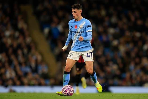 Manchester City v Bournemouth Premier League 02 11 2025. Phil Foden (47) of Manchester City during the Premier League match between Manchester City and Bournemouth at the Etihad Stadium, Manchester, England on 2 November 2025. Manchester Etihad Stadium Manchester England Editorial use only DataCo restrictions apply See www.football-dataco.com , Copyright: xConorxMolloyx PSI-23140-0045