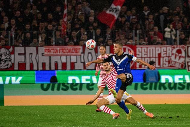 COLOGNE, GERMANY - 2 NOVEMBER, 2025: Tom Krauss, Miro Muheim - The football match of Bundesliga 1.FC Koeln vs Hamburger SV at Rhein Energie Stadion.  Copyright: xVITALIIxKLIUIEVx
