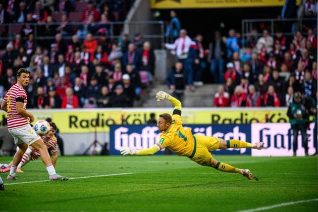 COLOGNE, GERMANY - 2 NOVEMBER, 2025: Marvin Schwaebe - The football match of Bundesliga 1.FC Koeln vs Hamburger SV at Rhein Energie Stadion.  Copyright: xVITALIIxKLIUIEVx