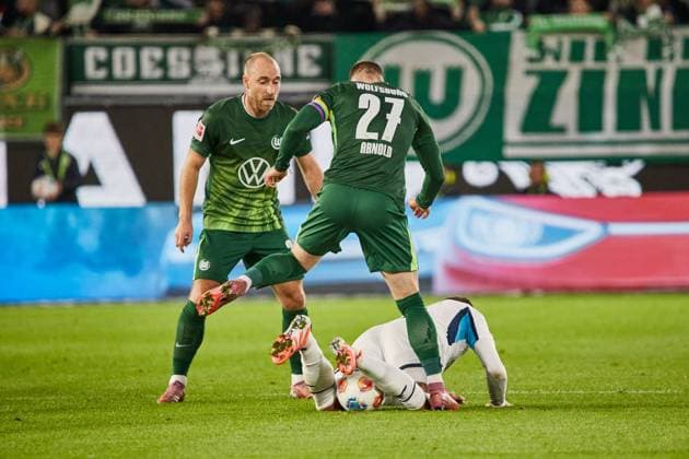 Maximilian Arnold VfL Wolfsburg 27 VfL Wolfsburg vs TSG 1899 Hoffenheim, Soccer Bundesliga, BL, Buli, Matchday 9, Season 2025 2026 02 11 2025 Press photo Jan Frederic Helbig VfL Wolfsburg vs TSG 1899 Hoffenheim, Soccer Bundesliga, BL, Buli, Volkswagen Arena, 1 Bundesliga, Matchday 9, Season 2025 2026, 02 11 2025 Wolfsburg Copyright: xEibner-Pressefoto Jan-FredericxHx EP_JHG