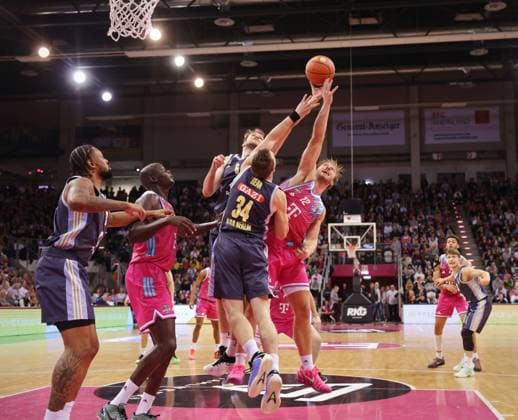 Melvin Jostmann Telekom Baskets Bonn vs ALBA Berlin 6 Speiltag season 2025 26