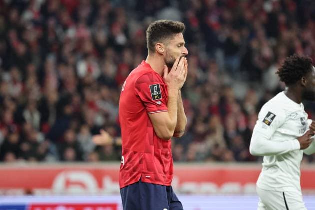 FOOTBALL : LOSC Lille vs Angers - Ligue 1 J11 - 02 11 2025 Olivier GIROUD (LOSC Lille) lors du match LOSC Lille vs Angers, Ligue 1 J11, Decathlon Arena stade Pierre Mauroy, le 2 novembre 2025 - photo Laurent Sanson PsnewZ  Copyright: xLaurentxSANSONx xPsnewZx