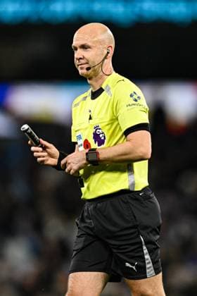 2nd November 2025; Etihad Stadium, Manchester, Lancashire, England; Premier League Football, Manchester City versus AFC Bournemouth; Referee Anthony Taylor  GodfreyxPitt