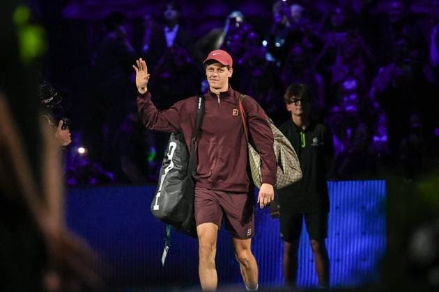 Jannik Sinner vs Felix Auger-Aliassime at Rolex Paris Masters 2025 in Paris FA Jannik Sinner arrives during the Rolex Paris Masters 2025 final at the Paris La Defense Arena in Paris, on November 2, 2025. Photo by Firas Abdullah ABACAPRESS.COM Paris Ile-de-France France  Copyright: xAbdullahxFiras ABACAx