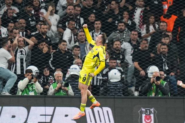 Besiktas v Fenerbahce - Turkish Super Lig ISTANBUL, TURKIYE - NOVEMBER 02: Kerem Akturkoglu of Fenerbahce celebrates after scoring a goal during the Turkish Super Lig week 11 football match between Besiktas and Fenerbahce at Tupras Stadium in Istanbul, Turkiye on November 02, 2025. Hakan Akgun Anadolu Istanbul Turkey. Editorial use only. Please get in touch for any other usage.  Copyright: x2025xAnadoluxHakanxAkgunx