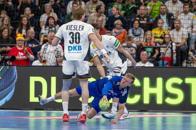 Gisli Kristjansson 10 Handball national team Iceland overthrows, Handball national team Germany vs Handball national team Iceland, Handball national match, 02 11 2025 Munich Bavaria Germany Copyright: xkolbert-press UlrichxGamelx