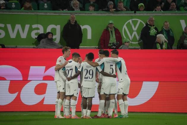 GER, 1 FBL, VfL Wolfsburg vs TSG 1899 Hoffenheim 02 11 2025, Volkswagen Arena, Wolfsburg, GER, 1 FBL, VfL Wolfsburg vs TSG 1899 Hoffenheim , in the picture Wouter Burger Hoffenheim is happy about the goal for the 2 3 DFL regulations prohibit any use of photographs as image sequences and or quasi video nordphotoxGmbHx xBratic nph00250