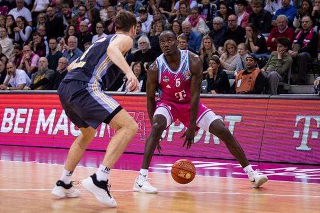 easyCredit Basketball Bundesliga, Telekom Baskets Bonn vs ALBA Berlin, 02 11 2025 Tylan Birts Telekom Baskets Bonn 5 easyCredit Basketball Bundesliga, Telekom Baskets Bonn vs ALBA Berlin, 02 11 2025, Telekom Dome Bonn Copyright: xBEAUTIFULxSPORTS Derixx