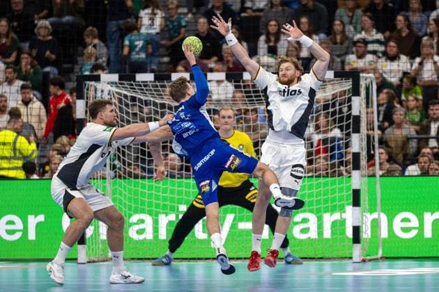 Tom Kiesler 30 Handball national team Germany in duel, Handball national team Germany vs Handball national team Iceland, Handball national match, 02 11 2025 Munich Bavaria Germany Copyright: xkolbert-press UlrichxGamelx