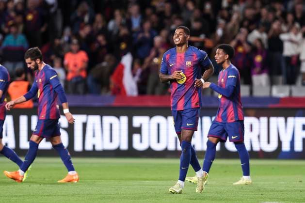 November 2, 2025, Barcelona, Barcelona, SPAIN: Marcus Rashford of FC Barcelona, Barca celebrates a goal during the Spanish league, La Liga EA Sports, football match played between FC Barcelona and Elche CF at Estadi Olimpic Lluis Companys on November 02, 2025 in Barcelona, Spain. Barcelona SPAIN - ZUMAa181 20251102_zaa_a181_172 Copyright: xJavierxBorregox