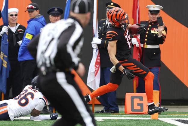 Cincinnati Bengals kick returner Charlie Jones (15) returns the opening kickoff for a touchdown against the Chicago Bears during the first half of play of a preseason game at Paycor Stadium on Sunday, November 2, 2025 in Cincinnati, Ohio.  KYP20251102002 JOHNxSOMMERSxII
