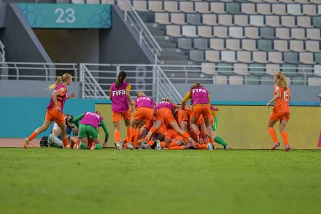 France v Netherlands: Group A - FIFA U-17 Women s World Cup Morocco 2025 A player from the Netherlands celebrates the 2-2 goal during the FIFA U-17 Women s World Cup Morocco 2025 quarter-final match between France and the Netherlands in Rabat, Morocco, on November 1, 2025, at the Olympic Stadium Rabat Morocco  Copyright: xAndreaxxAmatox originalFilename:amato-notitle251102_npb4P.jpg