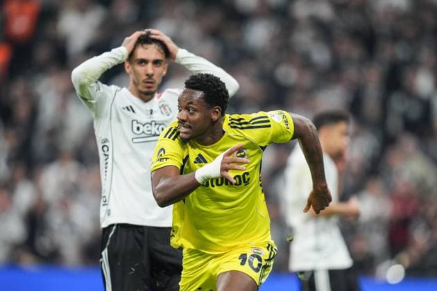 Besiktas v Fenerbahce - Turkish Super Lig ISTANBUL, TURKIYE - NOVEMBER 02: Marcao Asensio of Fenerbahce celebrates after scoring a goal during the Turkish Super Lig week 11 football match between Besiktas and Fenerbahce at Tupras Stadium in Istanbul, Turkiye on November 02, 2025. Hakan Akgun Anadolu Istanbul Turkey. Editorial use only. Please get in touch for any other usage.  Copyright: x2025xAnadoluxHakanxAkgunx