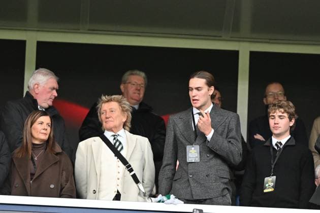 Celtic v Rangers Premier Sports Cup Rod Stewart (second from left) is seen with his two sons during the Premier Sports Cup Semi-Final match between Celtic and Rangers at Hampden Park, Glasgow UK Newspapers OUT Copyright: xJamiexJohnstonx FIL-22444-0379