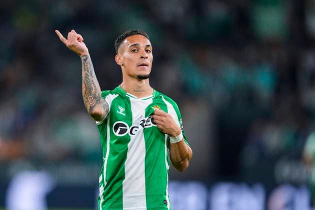 November 2, 2025, Sevilla, Sevilla, SPAIN: Antony Dos Santos of Real Betis celebrates a goal during the Spanish league, LaLiga EA Sports, football match played between Real Betis and RCD Mallorca at La Cartuja stadium on November 2, 2025, in Sevilla, Spain. Sevilla SPAIN - ZUMAa181 20251102_zaa_a181_224 Copyright: xJoaquinxCorcherox