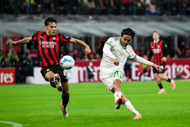 AC Milan v AS Roma - Serie A Paulo Dybala of AS Roma competes for the ball with Samuele Ricci of AC Milan during the Serie A football match between AC Milan and AS Roma. Milan Italy Copyright: xNicolòxCampox