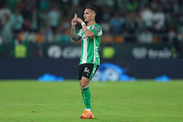 ESP: Real Betis - RCD Mallorca. La Liga EA Sports. Date 11 Antony Dos Santos of Real Betis during the La Liga EA Sports match between Real Betis and RCD Mallorca played at La Cartuja Stadium on November 02, 2025 in Sevilla, Spain. kpng Copyright: xAntonioxPozox xPRESSINx AP_251102_BET_MAL_025