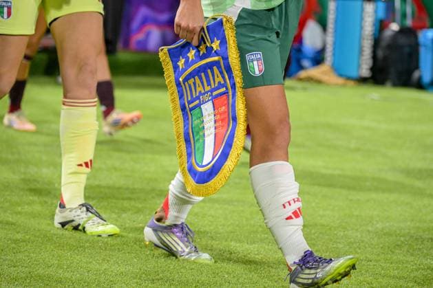 Teams enter the field during the FIFA U-17 Women s World Cup Morocco 2025 quarter-final match between Mexico and Italy in Rabat, Morocco, on November 2, 2025, at the Olympic Stadium  Copyright: xAndreaxAmato IPAxSportx xipa-agency.netx xx IPA_67418314 IPA_Agency_IPA67418314