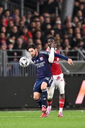 Stade Brestois 29 v Olympique Lyonnais - Ligue 1 McDonald s 03 Nicolas TAGLIAFICO (ol) during the Ligue 1 McDonald s match between Stade Brestois 29 and Olympique Lyonnais at Stade Francis Le Ble on November 2, 2025 in Brest, France. Brest France  Copyright: xFEPx 776348191