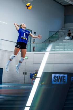 02 11 2025, GER, Volleyball, Women, 1 BL, Main Round, Season 25 26, Schwarz Weiss Erfurt Allianz MTV Stuttgart Antonia Stautz Allianz MTV Stuttgart 99089 Erfurt Sporthalle Sportanlage Rieths Thüringen Germany