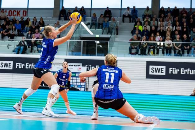 02 11 2025, GER, Volleyball, Women, 1 BL, Main Round, Season 25 26, Schwarz Weiss Erfurt Allianz MTV Stuttgart Antonia Stautz Allianz MTV Stuttgart 99089 Erfurt Sporthalle Sportanlage Rieths Thüringen Germany