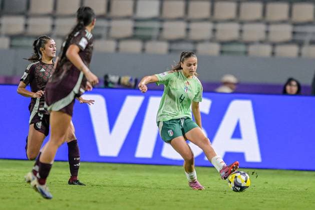 4 Verrini (Defender) of Italy U-17 is in action during the FIFA U-17 Women s World Cup Morocco 2025 quarter-final match between Mexico and Italy in Rabat, Morocco, on November 2, 2025, at the Olympic Stadium  Copyright: xAndreaxAmato IPAxSportx xipa-agency.netx xx IPA_67423695 IPA_Agency_IPA67423695