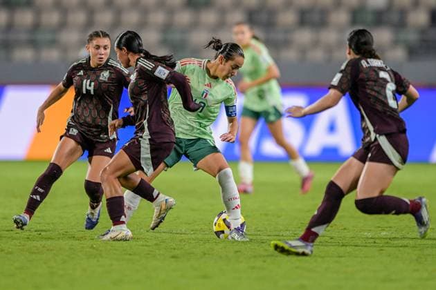 10 Giudici (Midfielder) of Italy U-17 is in action during the FIFA U-17 Women s World Cup Morocco 2025 quarter-final match between Mexico and Italy in Rabat, Morocco, on November 2, 2025, at the Olympic Stadium  Copyright: xAndreaxAmato IPAxSportx xipa-agency.netx xx IPA_67423765 IPA_Agency_IPA67423765