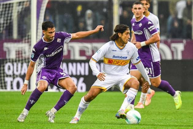 CALCIO - Serie A - ACF Fiorentina vs US Lecce Youssef Maleh (Lecce) during ACF Fiorentina vs US Lecce, Italian soccer Serie A match in Florence, Italy, November 02 2025 Florence Italy  Copyright: xIPAxSport ABACAx