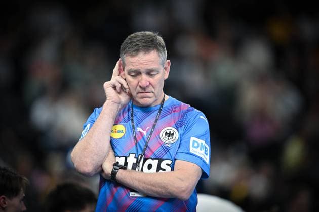 DHB 25 26 Germany Iceland on 02 11 2025 at the SAP Garden in Munich Coach Alfred Gislason Germany pensive MT