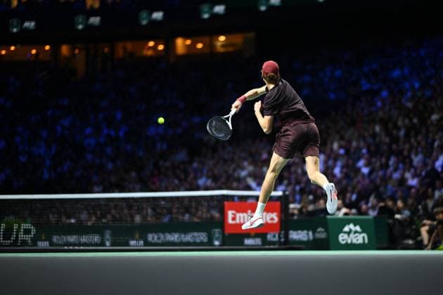 2025 Rolex Paris Masters Final - Paris Jannik Sinner (ITA)during the final at the 2025 Rolex Paris Masters at the U Arena in Paris, FRANCE, on November 2, 2025. Photo by Corinne Dubreuil ABACAPRESS.COM Paris France  Copyright: xDubreuilxCorinne ABACAx