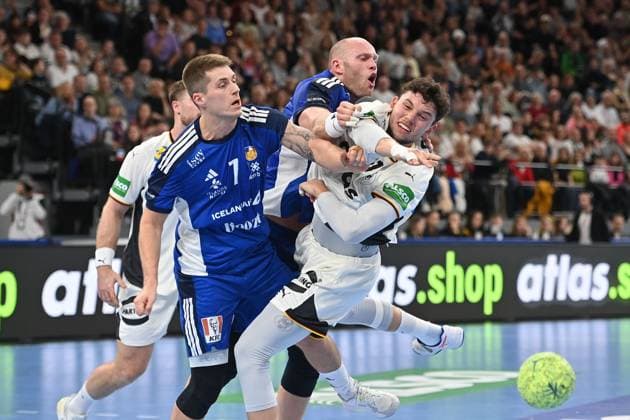 Marco GRGIC GER , action,duel handball international Germany GER Iceland ISL 29 31 on 02 11 2025 SAP GARDEN