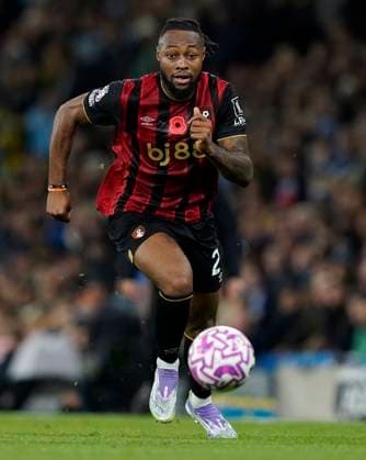 Manchester, England, 2nd November 2025. Antoine Semenyo of Bournemouth during the Manchester City vs AFC Bournemouth Premier League match at the Etihad Stadium, Manchester. Picture credit should read: Andrew Yates Sportimage EDITORIAL USE ONLY. No use with unauthorised audio, video, data, fixture lists, club league logos or live services. Online in-match use limited to 120 images, no video emulation. No use in betting, games or single club league player publications. SPI_058_AY_MAN_CITY_BOURN SPI-4256-0054