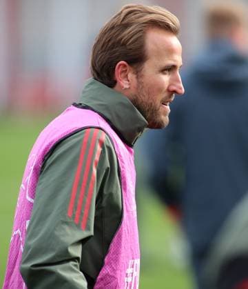 Football, Men, Champions League, Season 2025 2026, FC Bayern Munich, Final training Harry Kane FC Bayern Munich standing, sideways, head, upper body