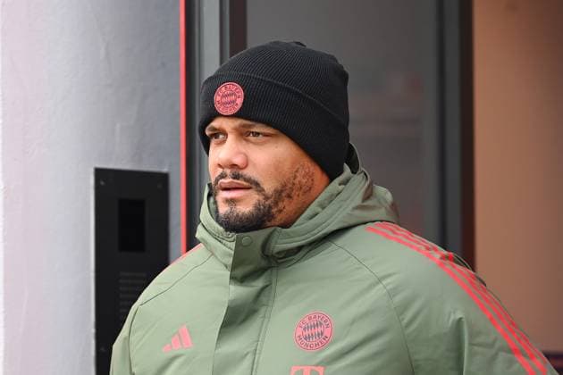 Coach Vincent KOMPANY Bayern Muenchen ,Single image,cropped single subject,portrait,portrait,portrait final training on 03 11 2025 Football Champions League,Season 2025 26 Paris Saint Germain FC Bayern Muenchen
