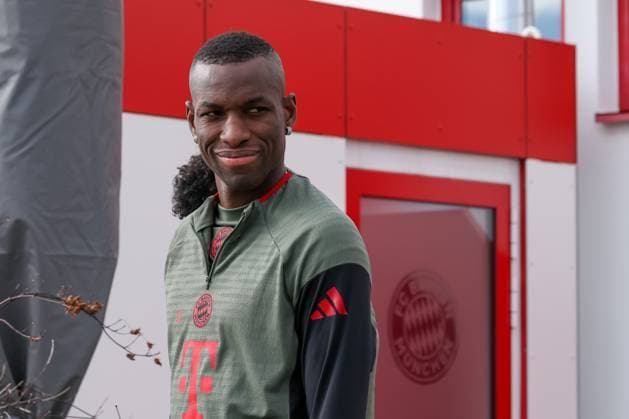 Nicolas Jackson FC Bayern Muenchen, 11 , GER, Final training, FC Bayern Muenchen, Football, UEFA Champions League, League phase, Matchday 4, 2025 2026 season, 03 11 2025, GER, Final training, FC Bayern Muenchen, Football, UEFA Champions League, League phase, Matchday 4, 2025 2026 season, 03 11 2025 Muenchen Copyright: xEibner-Pressefoto JennixMaulx EP_JML
