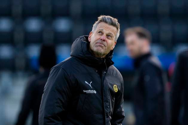 Football, training with Bodo Glimt Bodo 20251103 Bodo Glimt s coach Kjetil Knutsen during a training session with Bodo Glimt at Aspmyra stadium before the Champions League football match against Monaco Photo Fredrik Varfjell NTB Bodo Norway EDITORIAL USE ONLY RESTRICTED USE FOR BETTING COMPANIES  Copyright: xFredrikxVarfjellx xNTBx