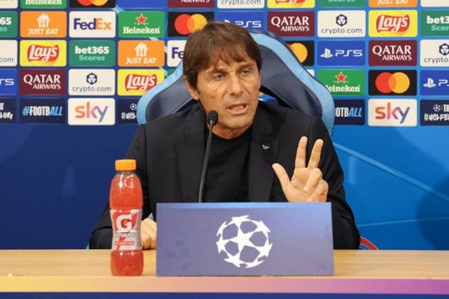 Antonio Conte s press conference, PK, Pressekonferenz Antonio Conte Head Coach of SSC Napoli During the press conference held by Antonio Conte and Matteo Politano on November 3, 2025, for the 2025 26 Champions League in Naples at the Stadio Maradona. Napoli Stadio Maradona Campania ITALIA Copyright: xFABIOxSASSOxFabioxSassox 2L8A3603