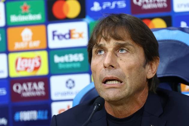 November 3, 2025, Naples, Naples, ITALY: Antonio Conte coach of Napoli during a press conference, PK, Pressekonferenz ahead of the UEFA Champions League 2025 26 League Phase MD4 against Eintracht Frankfurt at Stadio Maradona on November 3, 2025 in Naples, Itali Naples ITALY - ZUMAl131 20251103_zsp_l131_002 Copyright: xCiroxDexLucax