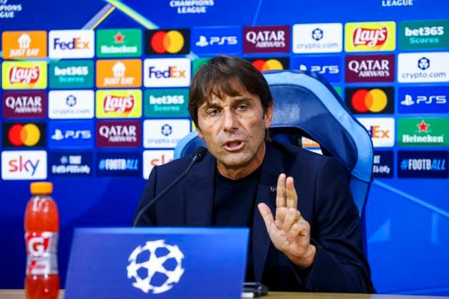 press conference, PK, Pressekonferenz SSC Napoli Napoli™s Italian coach Antonio Conte during the UEFA Champions League 2025 26 League Phase MD4 against Eintracht Frankfurt at Stadio Maradona on November 3, 2025 in Naples. ABPH0001 _3 Copyright: xAntonioxBalascox