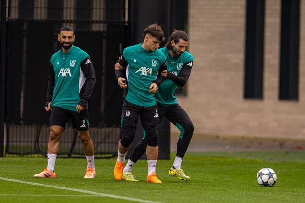 Football - UEFA Champions League - Liverpool FC v Real Madrid CF - MD-1 LIVERPOOL, ENGLAND - Monday, November 3, 2025: Liverpool s (L-R) Mohamed Salah, Milos Kerkez, and Dominik Szoboszlai during a training session at the AXA Training Centre ahead of the UEFA Champions League match between Liverpool FC and Real Madrid CF. (Photo by David Rawcliffe Propaganda) LIVERPOOL AXA Training Centre MERSEYSIDE ENGLAND  Copyright: xDavidxRawcliffex P2025-11-03-Liverpool_Real_Madrid_MD-1