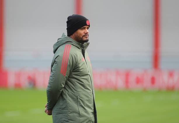 Football, Men, Champions League, Season 2025 2026, FC Bayern Munich, Final training session Vincent Kompany, Coach FC Bayern Munich watches the training session