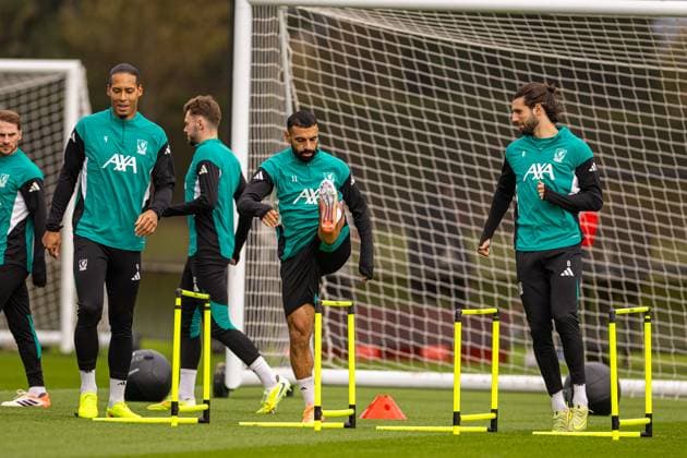 Football - UEFA Champions League - Liverpool FC v Real Madrid CF - MD-1 LIVERPOOL, ENGLAND - Monday, November 3, 2025: Liverpool s (L-R) Virgil van Dijk, Mohamed Salah, Dominik Szoboszlai during a training session at the AXA Training Centre ahead of the UEFA Champions League match between Liverpool FC and Real Madrid CF. (Photo by David Rawcliffe Propaganda) LIVERPOOL AXA Training Centre MERSEYSIDE ENGLAND  Copyright: xDavidxRawcliffex P2025-11-03-Liverpool_Real_Madrid_MD-1-18