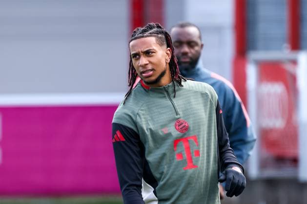 Michael Olise FC Bayern Muenchen, 17 , GER, Final training, FC Bayern Muenchen, Football, UEFA Champions League, League phase, Matchday 4, 2025 2026 season, 03 11 2025, GER, Final training, FC Bayern Muenchen, Football, UEFA Champions League, League phase, Matchday 4, 2025 2026 season, 03 11 2025 Muenchen Copyright: xEibner-Pressefoto JennixMaulx EP_JML