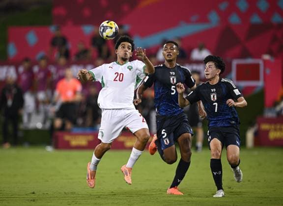 Football, Junior U 17 World Cup 2025 Preliminary Round 03 11 2025 Group B Japan Morocco Ismail El Aoud center, Morocco against Anthony Udembe Motosuna center, Japan and Kaiji Chonan right, Japan