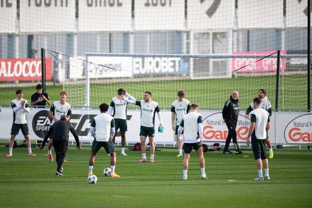 A moment during the Juventus training session before the UCL Match Juventus vs Sporting at Continassa Juventus Training Center in Turin, north west Italy - Monday, November 3, 2025. - Soccer .  Copyright: xAlbertoxGandolfo LaPressex