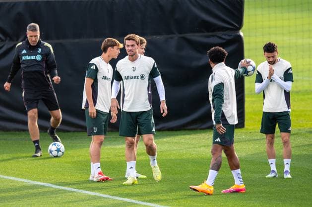 Juventus Daniele Rugani during the Juventus training session before the UCL Match Juventus vs Sporting at Continassa Juventus Training Center in Turin, north west Italy - Monday, November 3, 2025. - Soccer .  Copyright: xAlbertoxGandolfo LaPressex